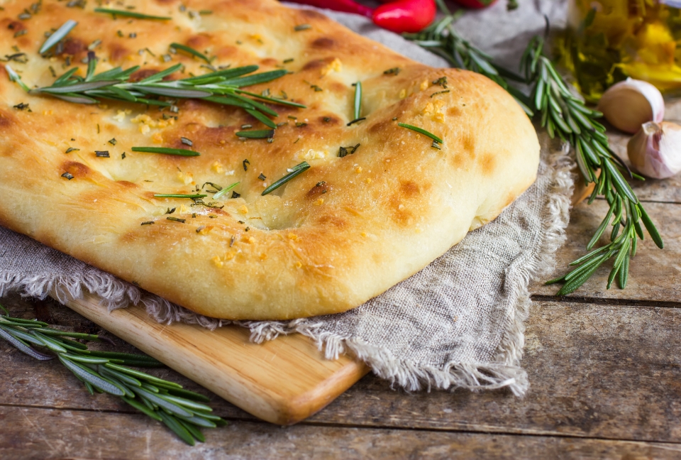 Foccacia Nozes e Gorgonzola - Benas - Pães Artesanais